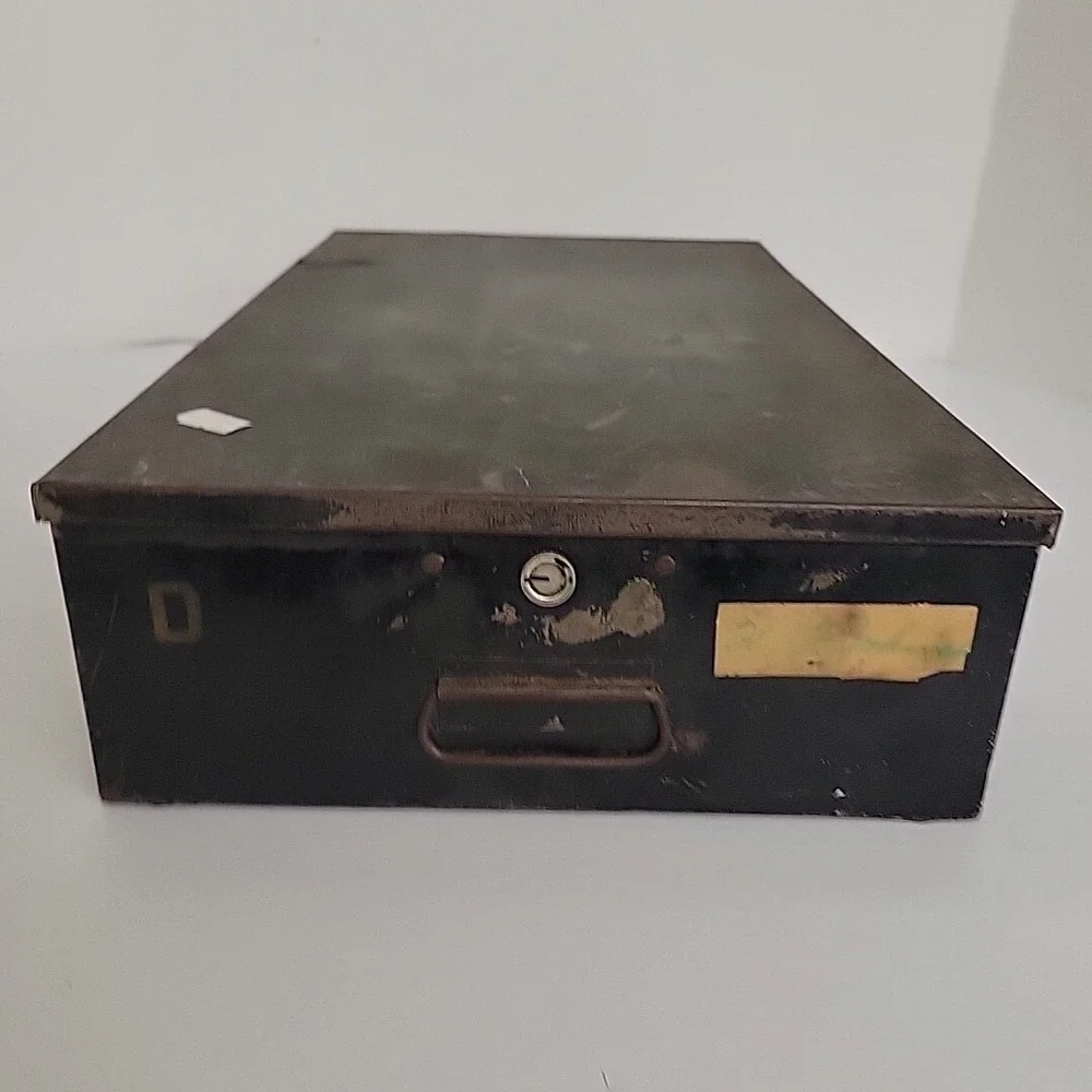 Vintage Metal Strongbox‎ Bank Safe Deposit File Cabinet Box